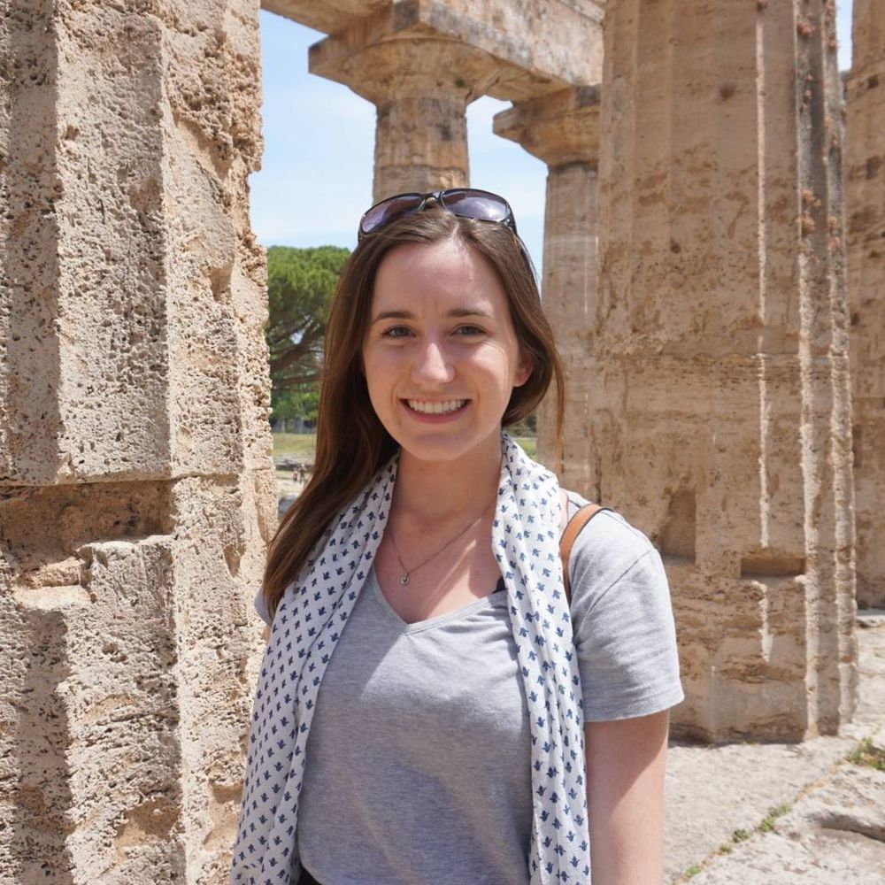 Meet your Posher, Danielle